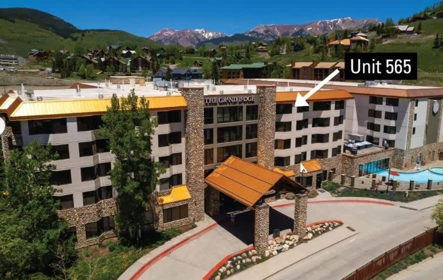565 Perfect Location With Pool And Hot Tub
